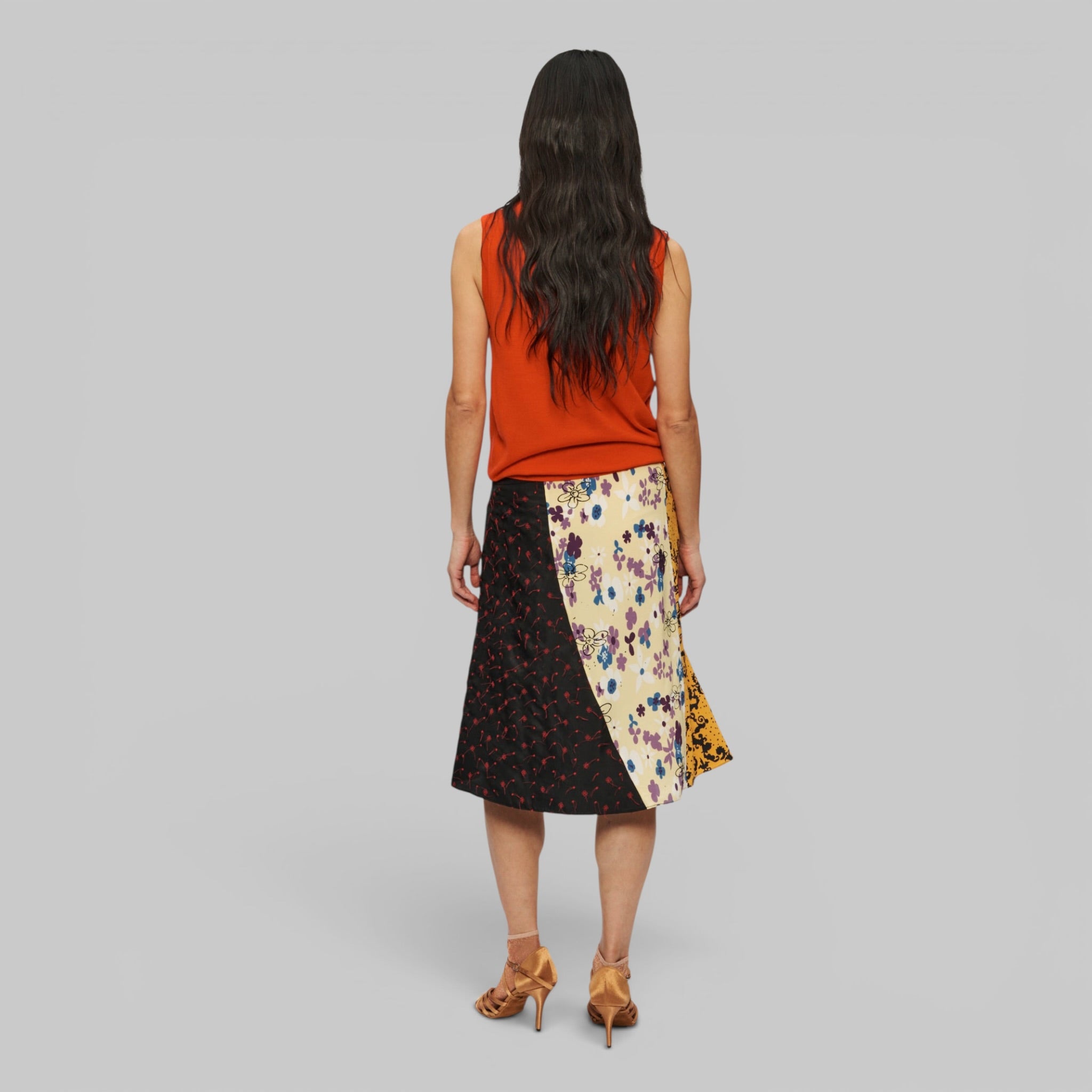 Scoop Neck Vest by 6397, back view