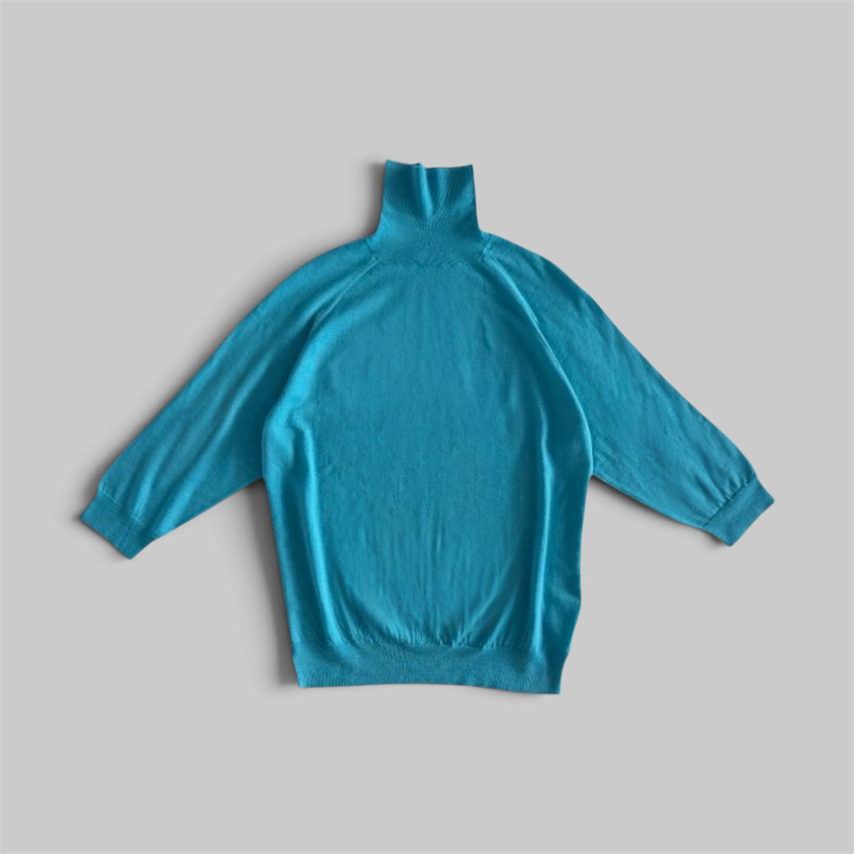 6397 Elbow Sleeve Turtle in Turquoise — front view