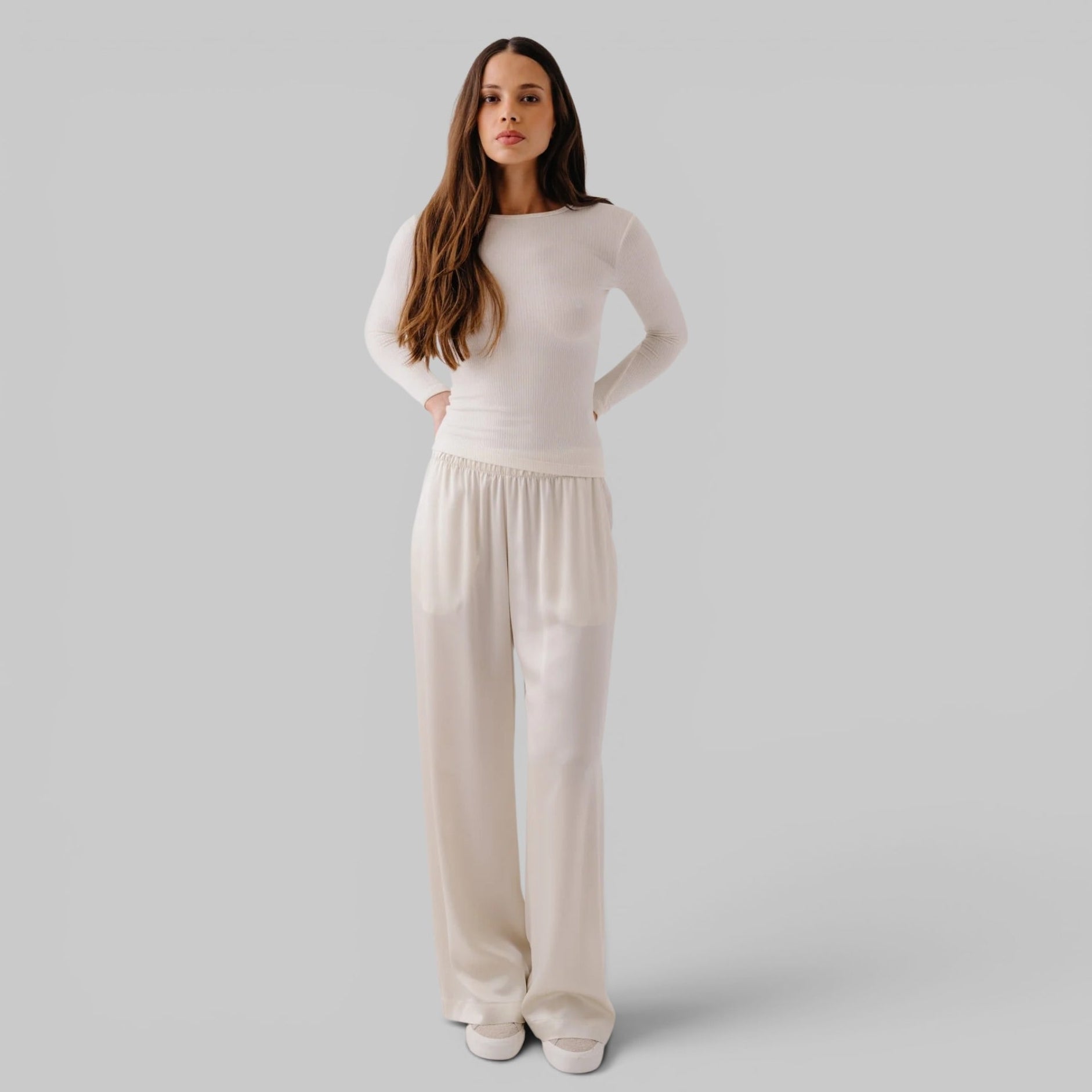 Brynn High Rise Pull On Wide Leg Pant by Sablyn, detail view