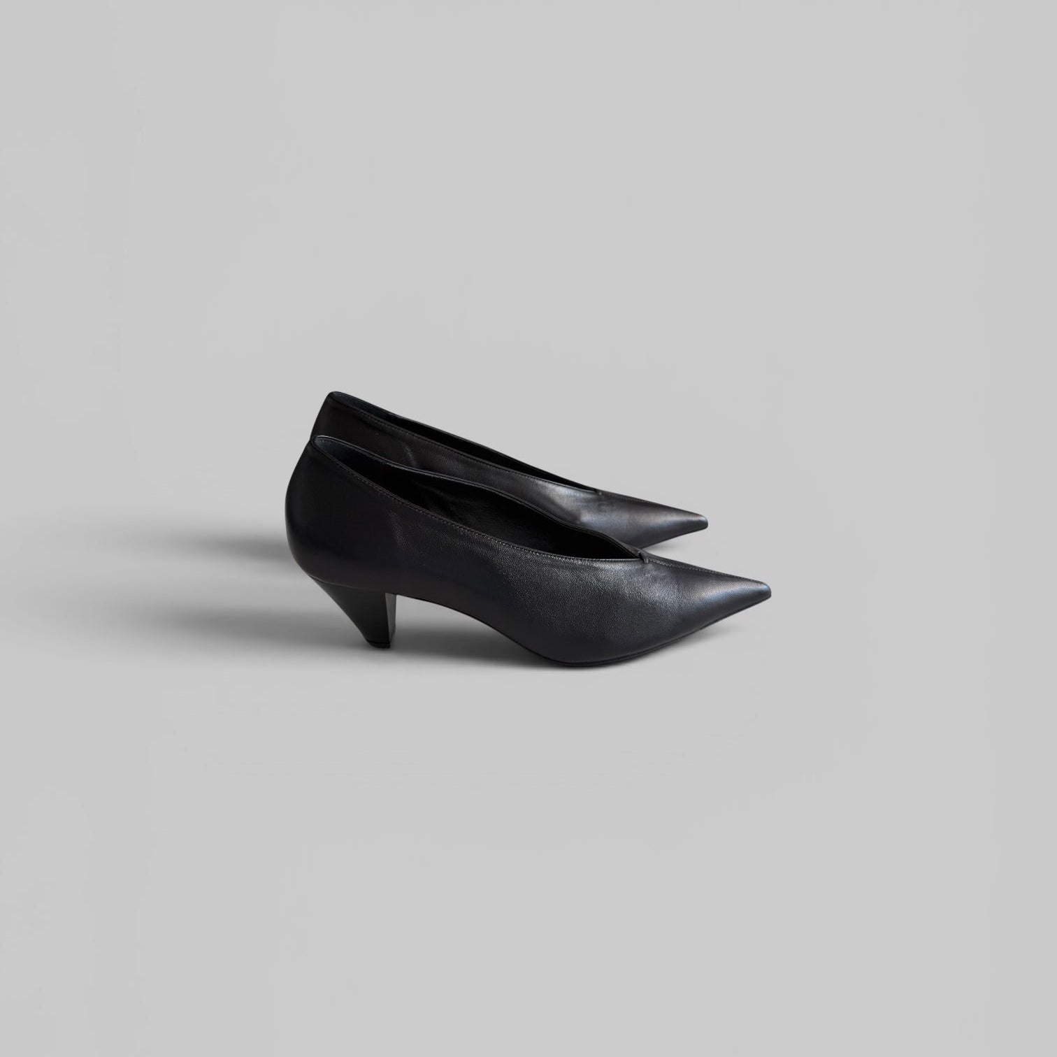 Kiki Heel by Mansur Gavriel, side view