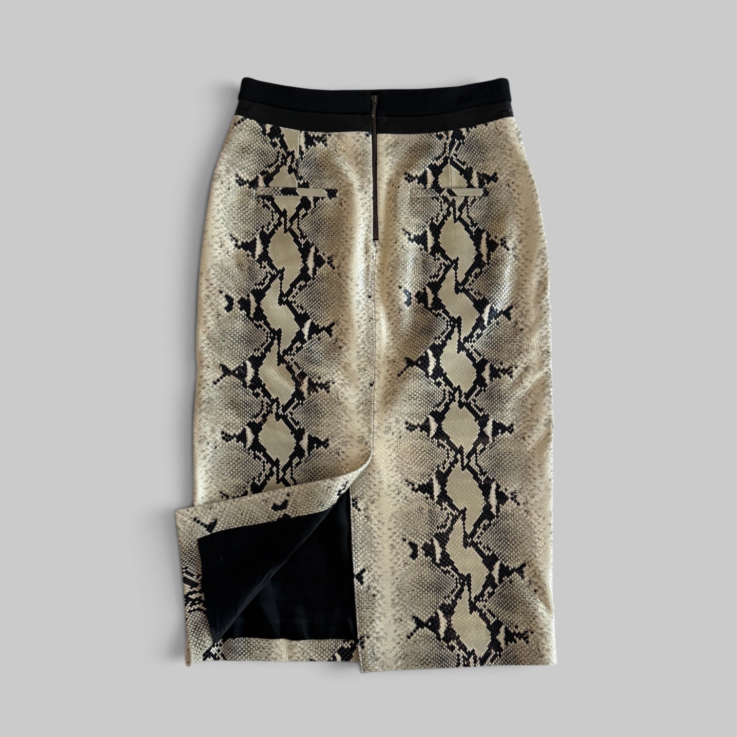 Blocked Pencil Skirt in Python by Maria McManus, detail view