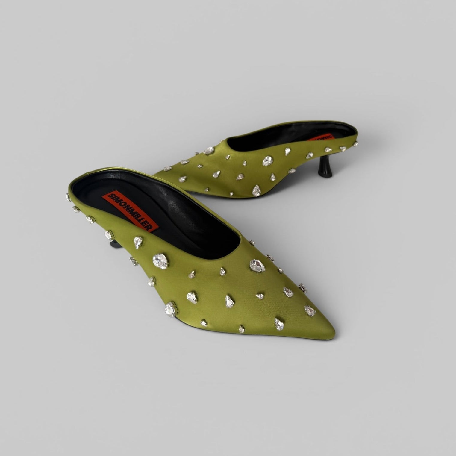TEARDROP CRYSTAL POINTED GALA MULE