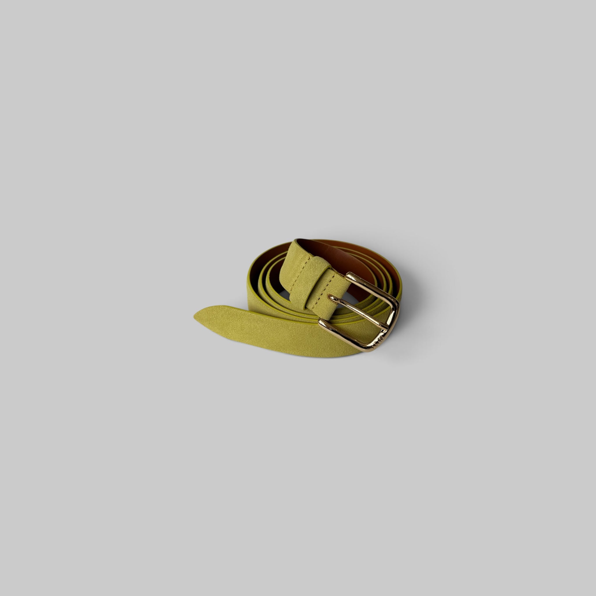 Suede Buckle-Fastening Belt by No.21 in Citron
