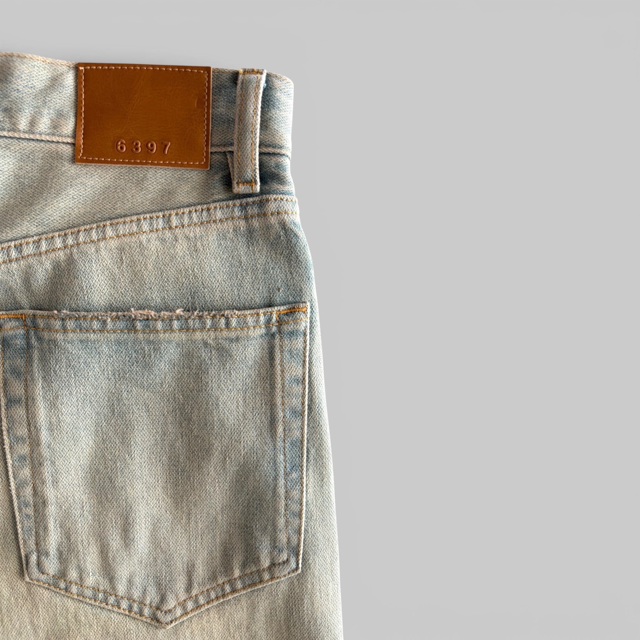 Cropped Roomy Jean by 6397, side view