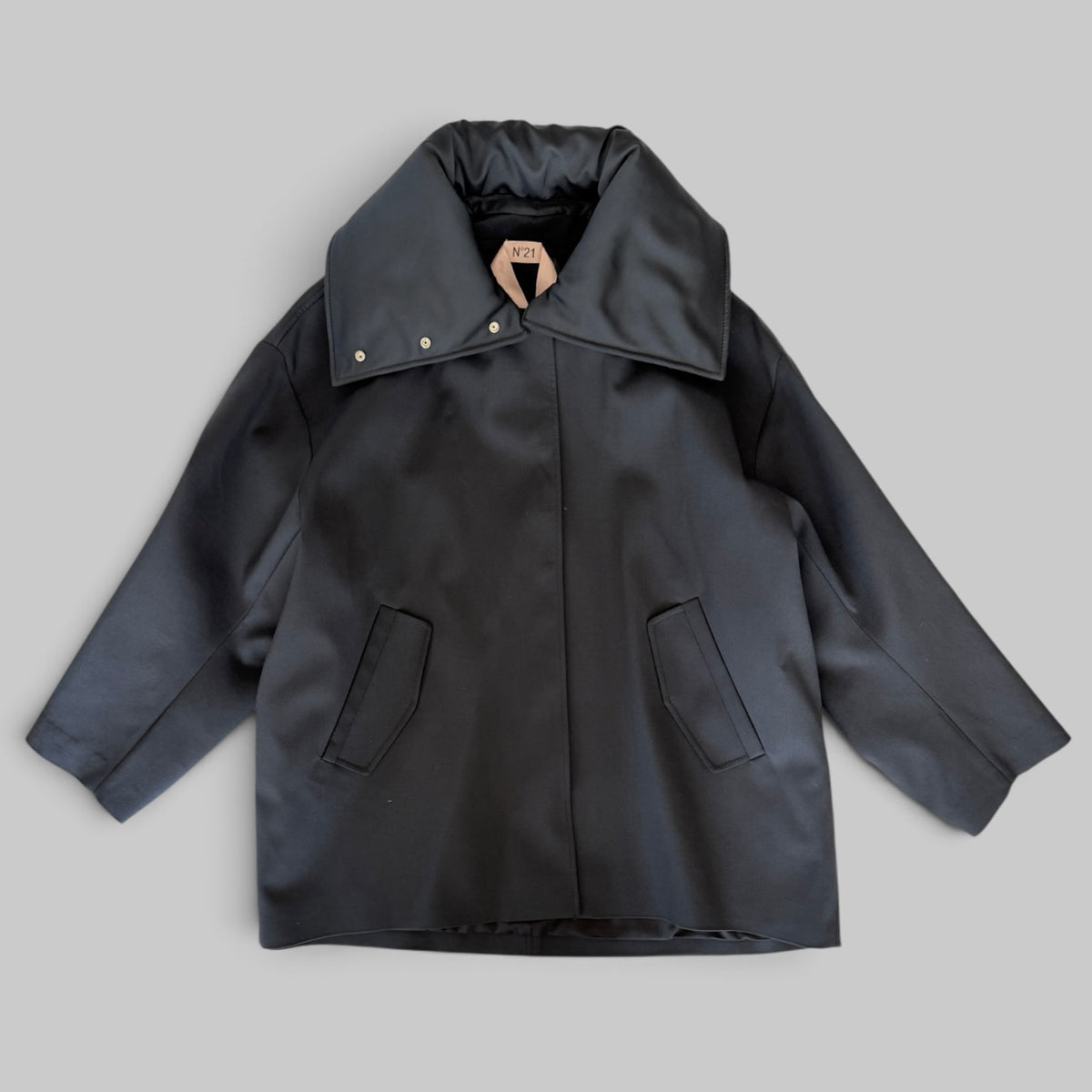 No.21 Sport Jacket, oversized black wool-blend blazer with detachable satin funnel-neck collar, view 1 of 3