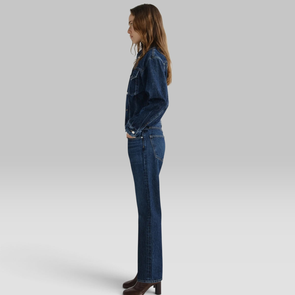 Lana Jean by AGOLDE, side view