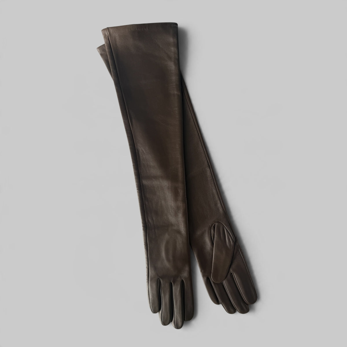 The Garment x Tomorrow TG Gloves in cognac